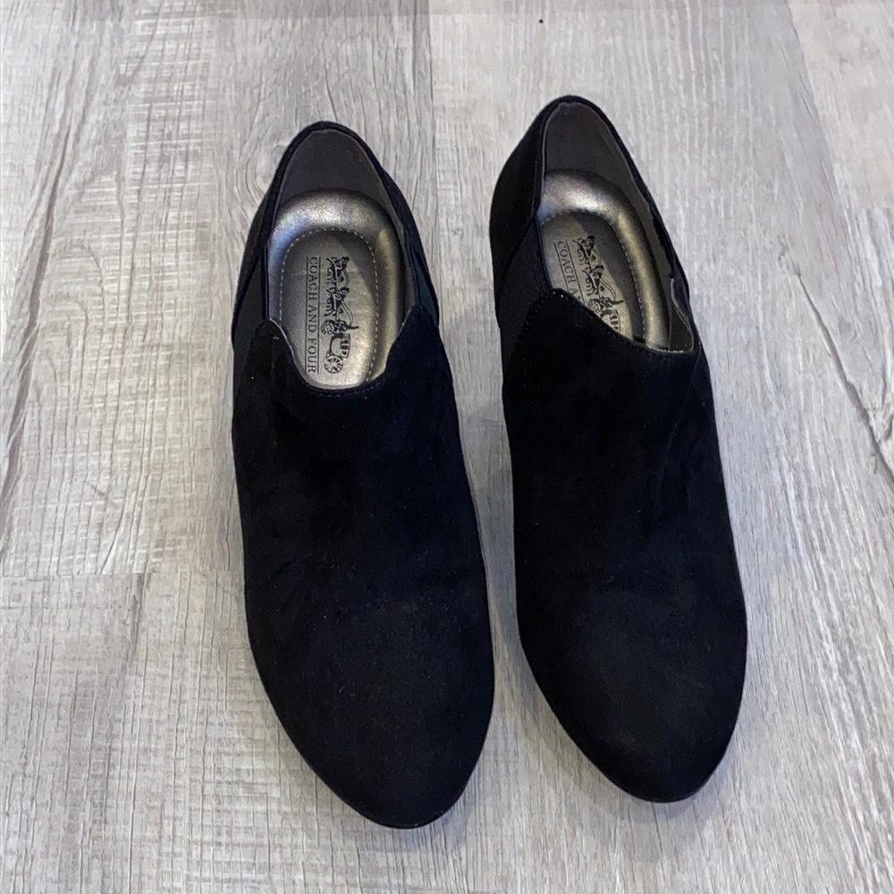 Coach and Four Classic Booties! Soft fabric upper in excellent condition 😊